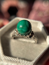 Cargar imagen en el visor de la galería, Anillos de Malaquita (Plata .925)