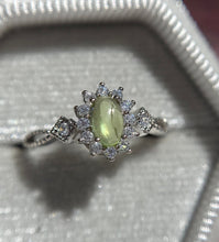 Cargar imagen en el visor de la galería, Anillos Prehenita