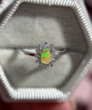 Cargar imagen en el visor de la galería, Anillos Ópalo Etíope