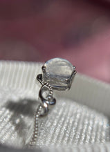Cargar imagen en el visor de la galería, Anillos Piedra Luna