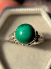 Cargar imagen en el visor de la galería, Anillos de Malaquita (Plata .925)