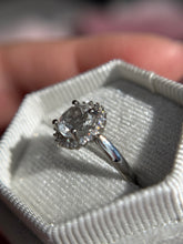 Cargar imagen en el visor de la galería, Anillo Cuarzo Blanco Hialino