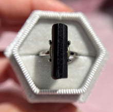 Cargar imagen en el visor de la galería, Anillos Turmalina negra