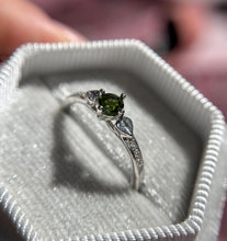 Cargar imagen en el visor de la galería, Anillo Diópsido