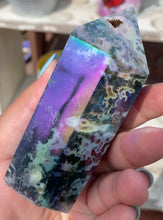 Cargar imagen en el visor de la galería, Torre de Ágata musgo aura ángel