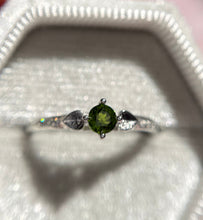 Cargar imagen en el visor de la galería, Anillo Diópsido