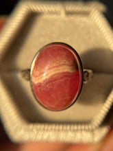 Cargar imagen en el visor de la galería, Anillo Rodocrosita (Plata .925)