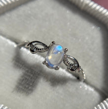 Cargar imagen en el visor de la galería, Anillos Piedra Luna