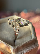 Cargar imagen en el visor de la galería, Anillo Cuarzo Aura Ángel (Plata .925)