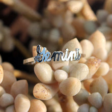 Cargar imagen en el visor de la galería, Anillo Ajustable del Zodiaco