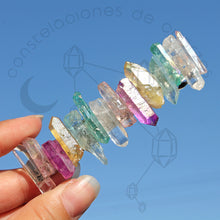 Cargar imagen en el visor de la galería, Broche con Cuarzos Aura