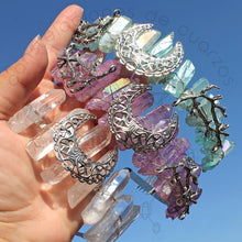Cargar imagen en el visor de la galería, Coronas y Tiaras con Cuarzos