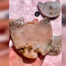 Cargar imagen en el visor de la galería, Cabeza de Gato de Amatista Rosa