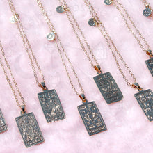 Cargar imagen en el visor de la galería, Collar del Zodiaco