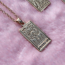 Cargar imagen en el visor de la galería, Collar del Zodiaco
