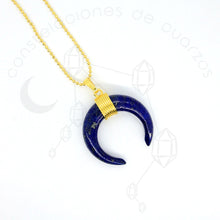 Cargar imagen en el visor de la galería, Collar Media Luna de Cuarzo