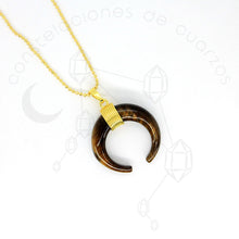 Cargar imagen en el visor de la galería, Collar Media Luna de Cuarzo