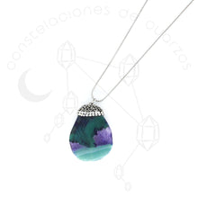 Cargar imagen en el visor de la galería, Collar de Ágata Teñida