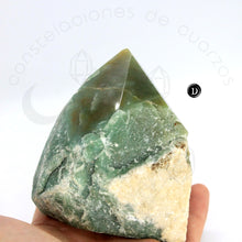 Cargar imagen en el visor de la galería, Punta Semipulida de Aventurina Verde
