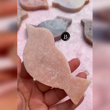 Cargar imagen en el visor de la galería, Pájaro de Amatista Rosa