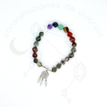 Cargar imagen en el visor de la galería, Pulsera 7 Chakras de Cuarzo (con infinito y atrapasueños)