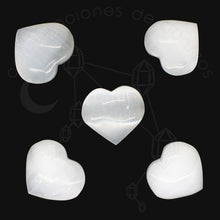 Cargar imagen en el visor de la galería, Corazón Puffy de Selenita