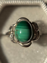 Cargar imagen en el visor de la galería, Anillos de Malaquita (Plata .925)
