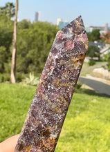 Cargar imagen en el visor de la galería, Obelisco Piedra Unicornio
