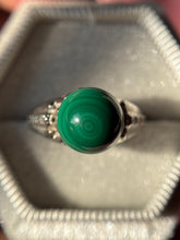 Cargar imagen en el visor de la galería, Anillos de Malaquita (Plata .925)
