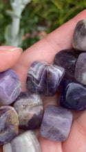 Cargar imagen en el visor de la galería, Cubitos pequeños (distintos minerales)
