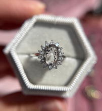 Cargar imagen en el visor de la galería, Anillo cabujón Súper 7

