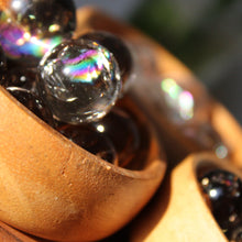 Cargar imagen en el visor de la galería, Esferas de Cuarzo Ahumado con Arcoíris 🌈✨
