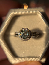 Cargar imagen en el visor de la galería, Anillo Moissanita (Plata .925)
