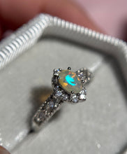 Cargar imagen en el visor de la galería, Anillos Ópalo Etíope
