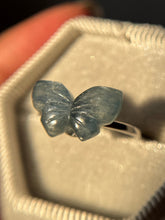 Cargar imagen en el visor de la galería, Anillo Mariposa Cianita Azul claro (Plata .925)
