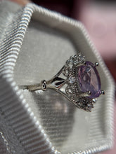 Cargar imagen en el visor de la galería, Anillo Cuarzo Lavanda
