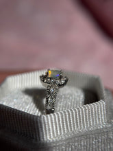 Cargar imagen en el visor de la galería, Anillos Ópalo Etíope
