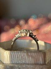 Cargar imagen en el visor de la galería, Anillo Cuarzo Aura Ángel (Plata .925)
