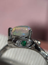 Cargar imagen en el visor de la galería, Anillos Ópalo Etíope
