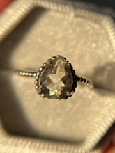 Cargar imagen en el visor de la galería, Anillo gota Prasiolita (Plata .925)
