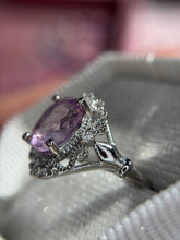 Cargar imagen en el visor de la galería, Anillo Cuarzo Lavanda
