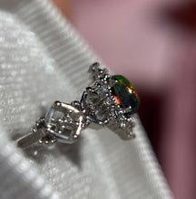 Cargar imagen en el visor de la galería, Anillos Ópalo Negro
