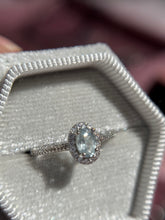 Cargar imagen en el visor de la galería, Anillos Aguamarina
