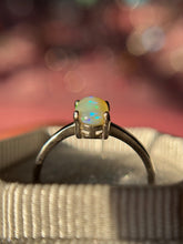 Cargar imagen en el visor de la galería, Anillos Ópalo Etíope (Plata .925)
