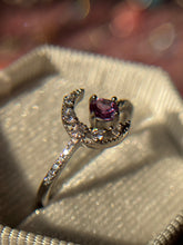 Cargar imagen en el visor de la galería, Anillos media luna - Distintos minerales (Plata .925)
