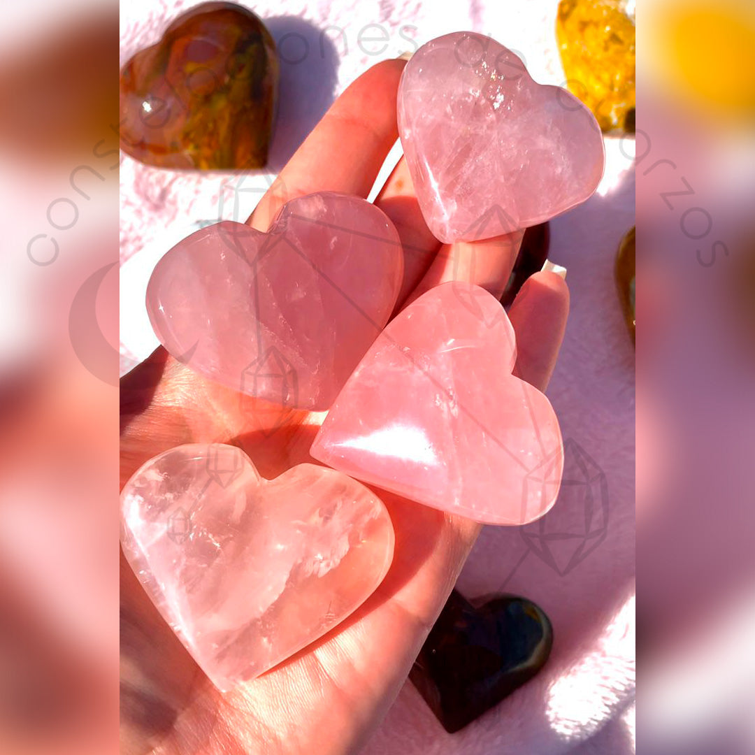Corazón de Cuarzo Rosa – Constelaciones de Cuarzos